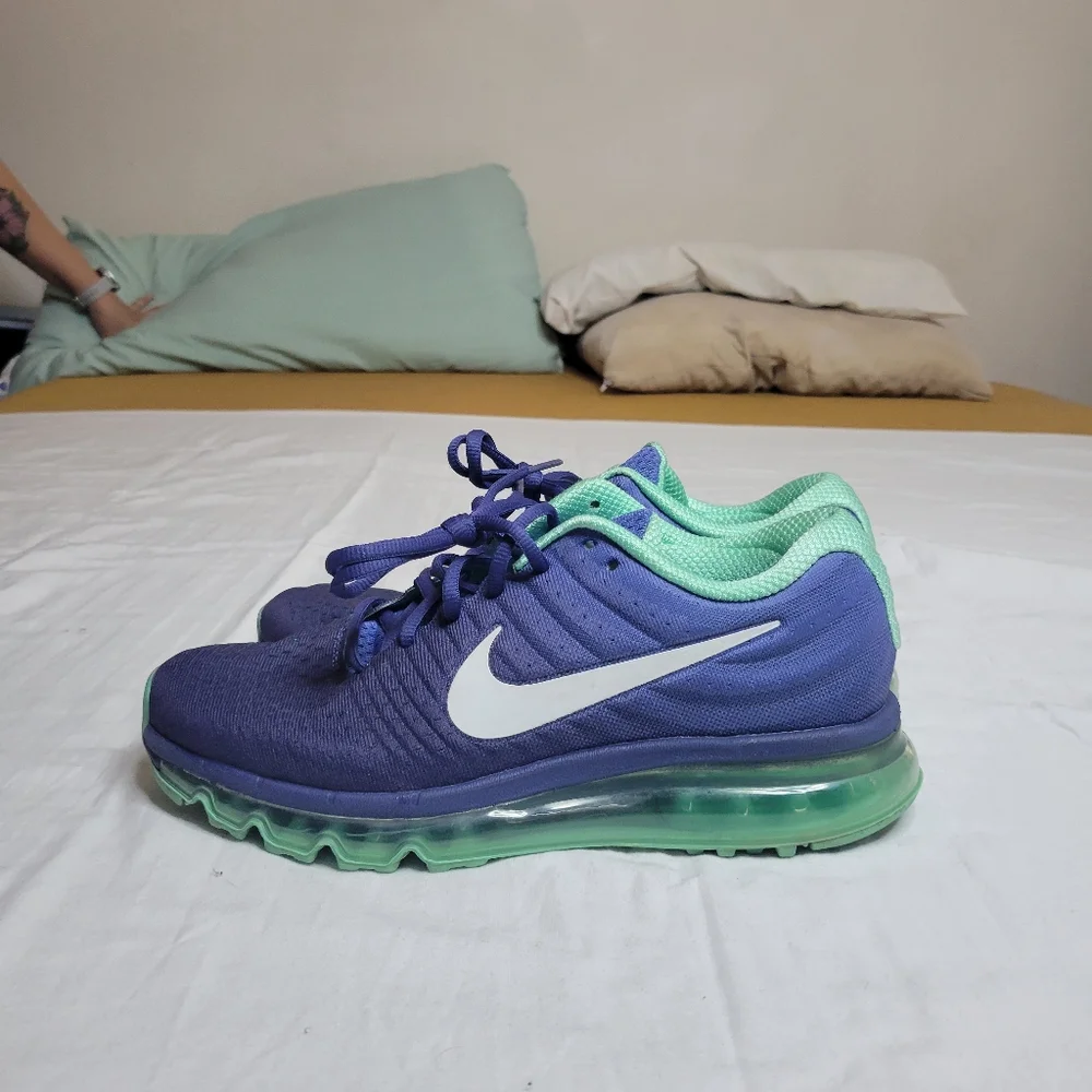Nike Air Max 'Concord Violet'